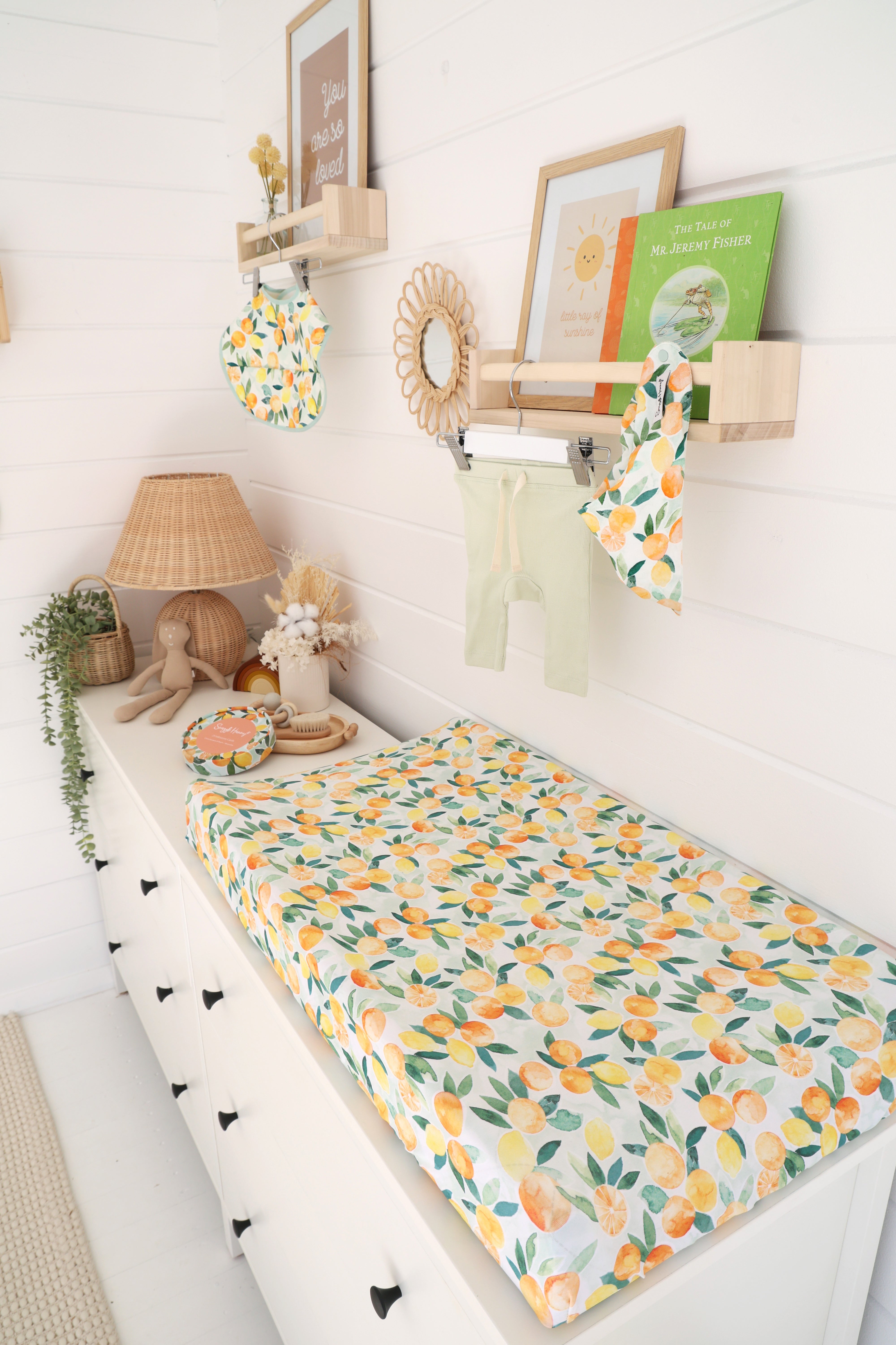 Snuggle Hunny Organic Bassinet Sheet/Change Pad Cover Citrus Squeeze