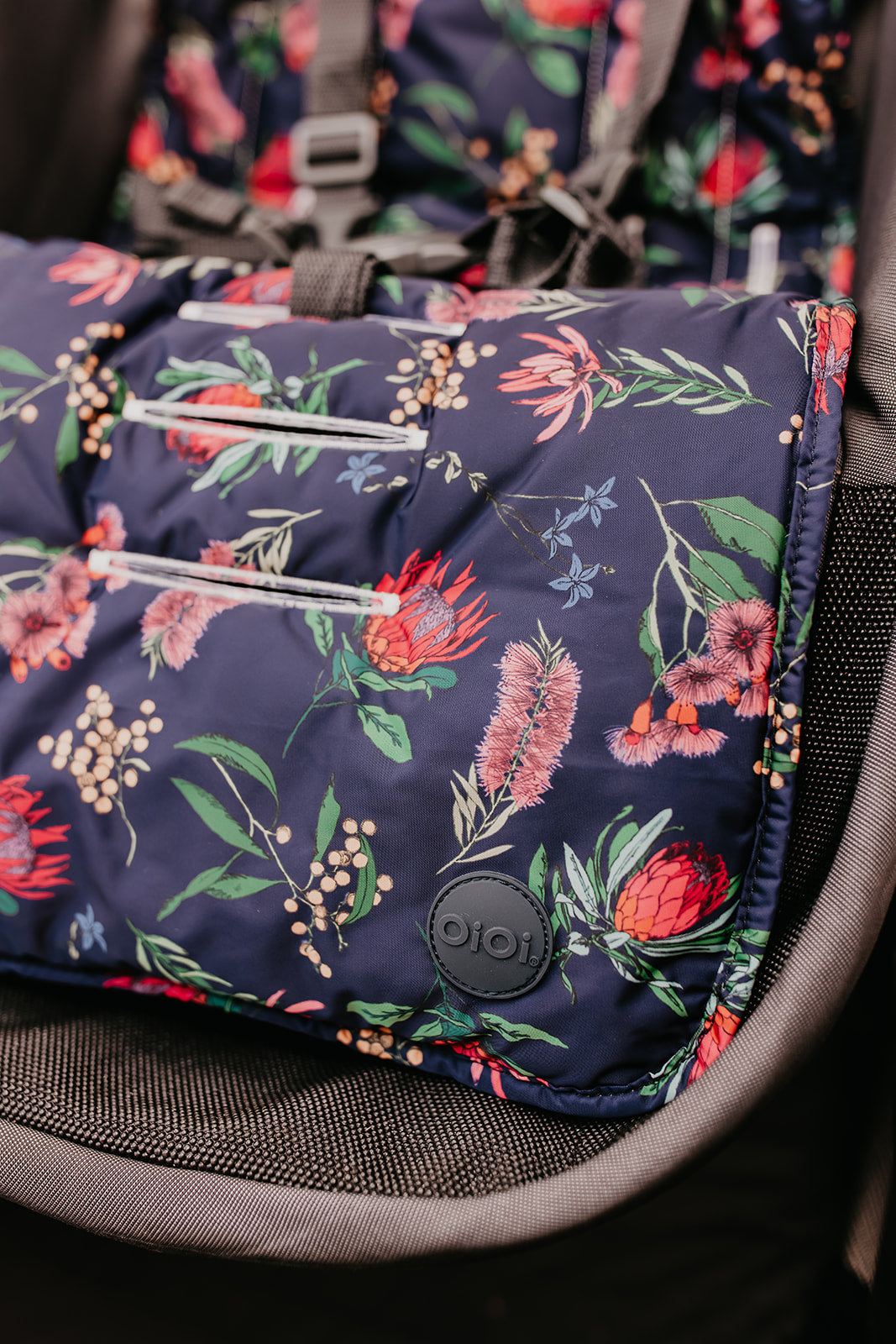 Oioi Reversible Pram Liner - Botanical