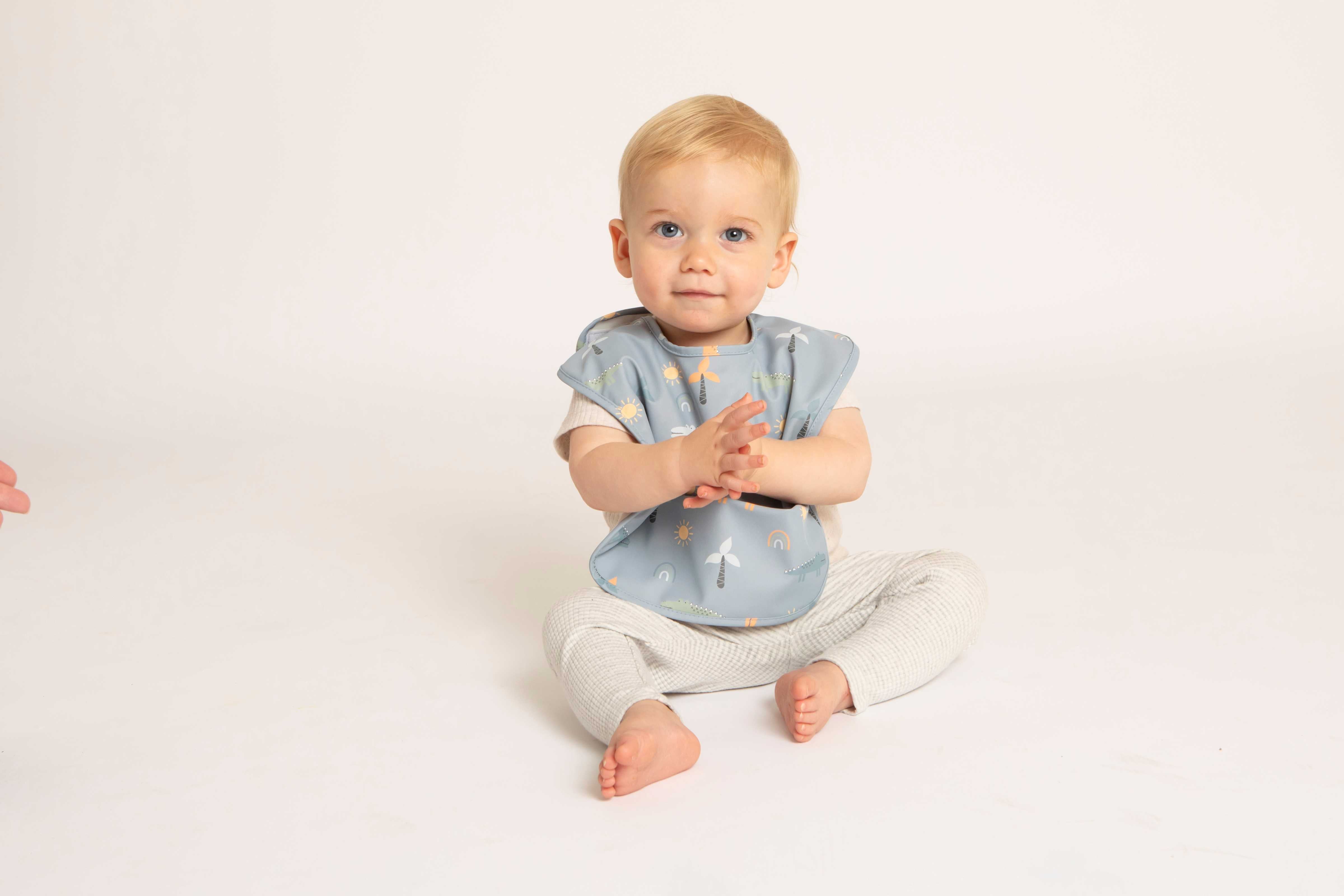 All4ella Velcro Bib With Pocket