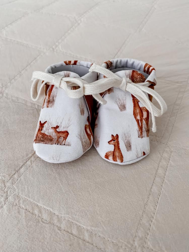 Snuggly Jacks Booties - Fawn Jersey Booties