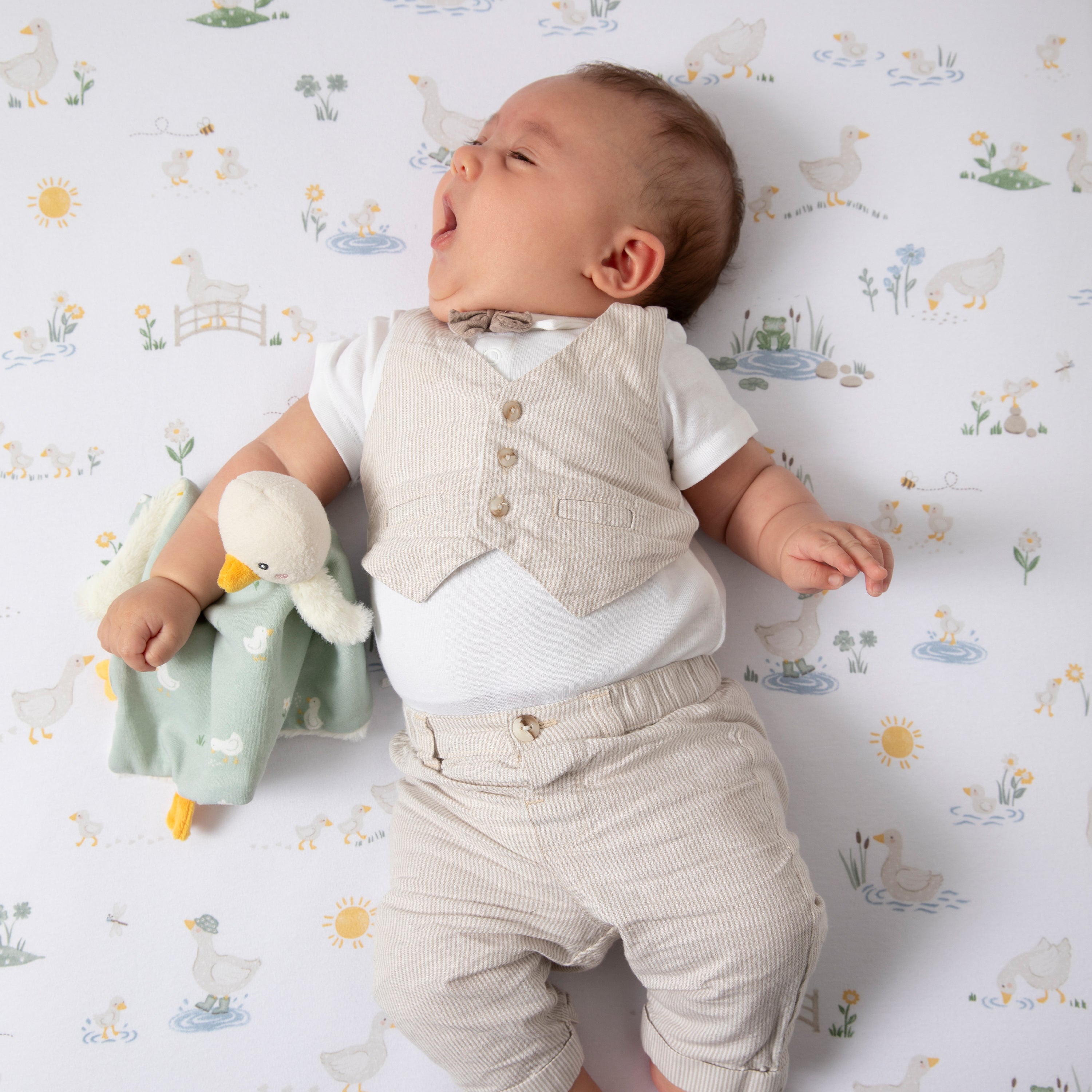 Living Textiles 2pk Bedside Sleeper Fitted Sheet - Goosey Goosey