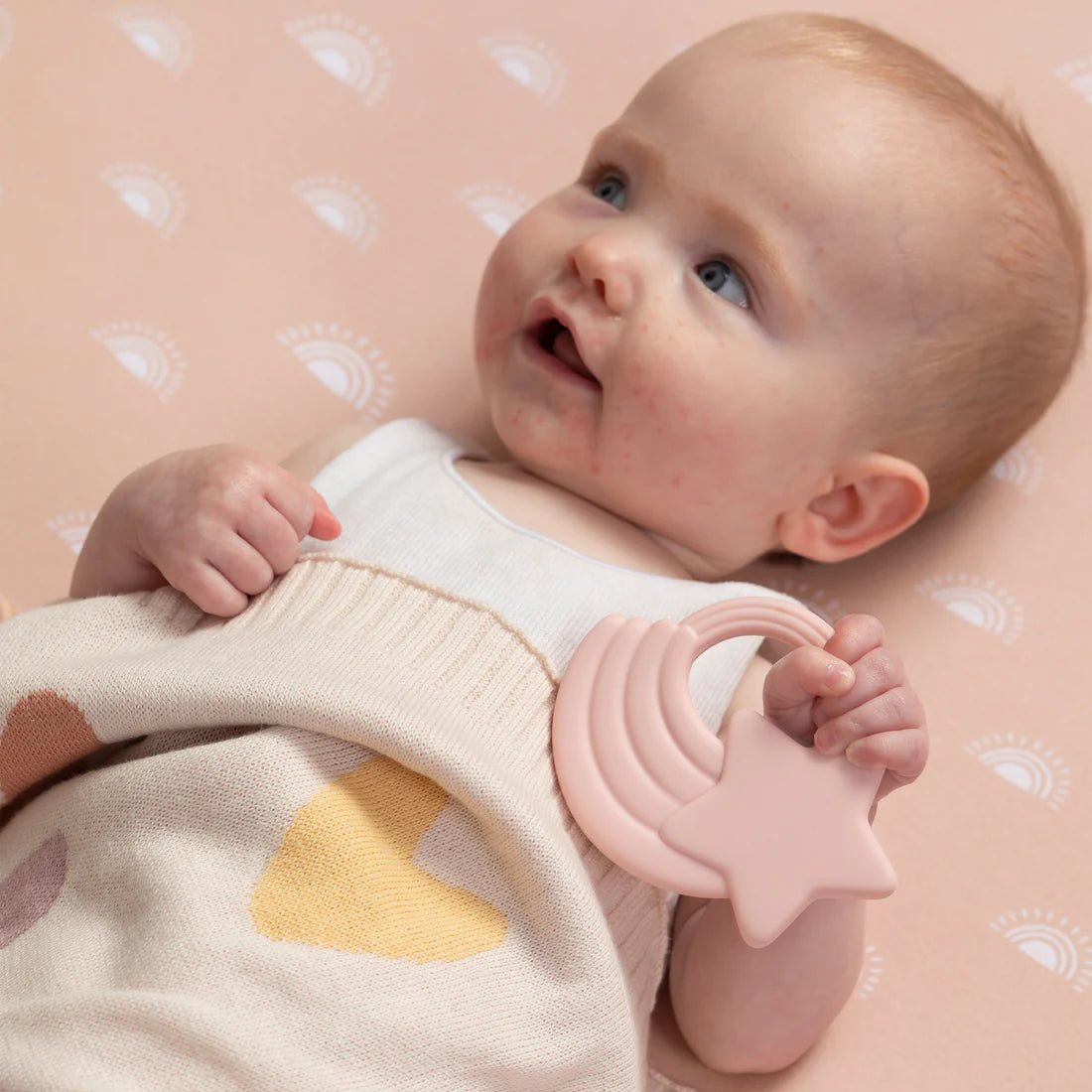 Living Textiles 1pk Bedside Sleeper Fitted Sheet - Dusk Rainbow/bohemian Bliss