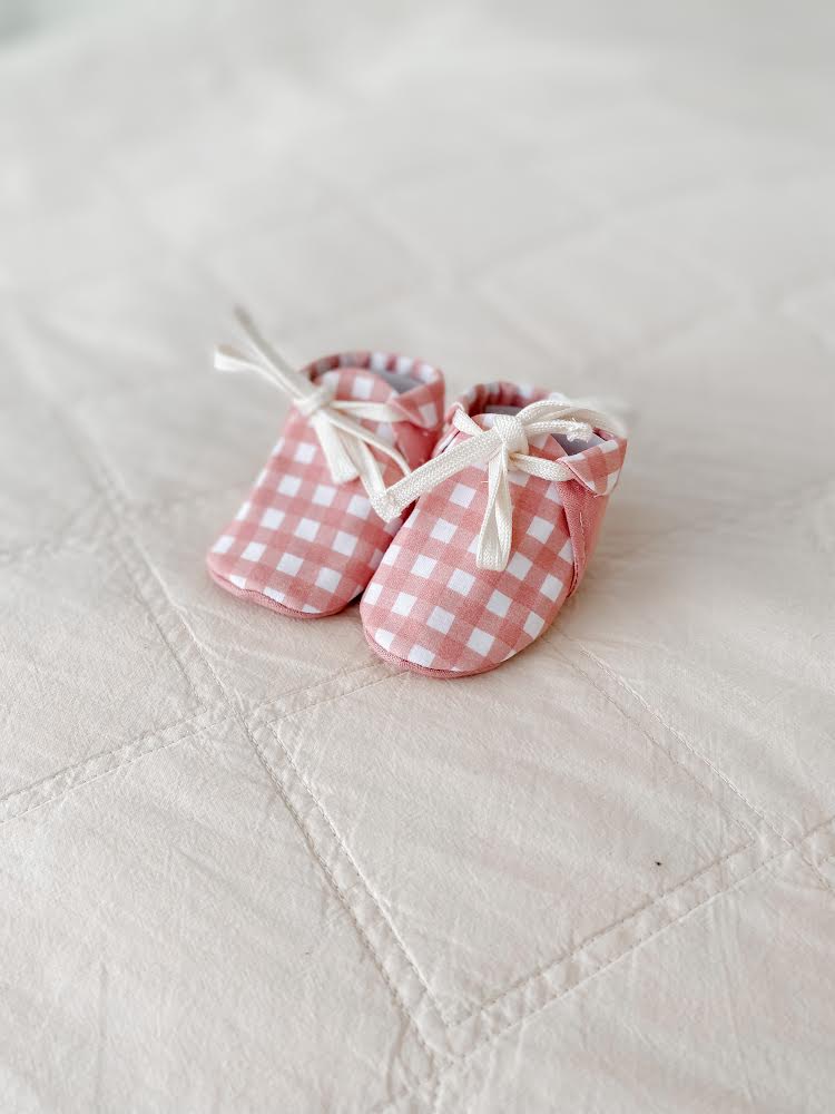 Snuggly Jacks Booties - Pink Gingham Jersey