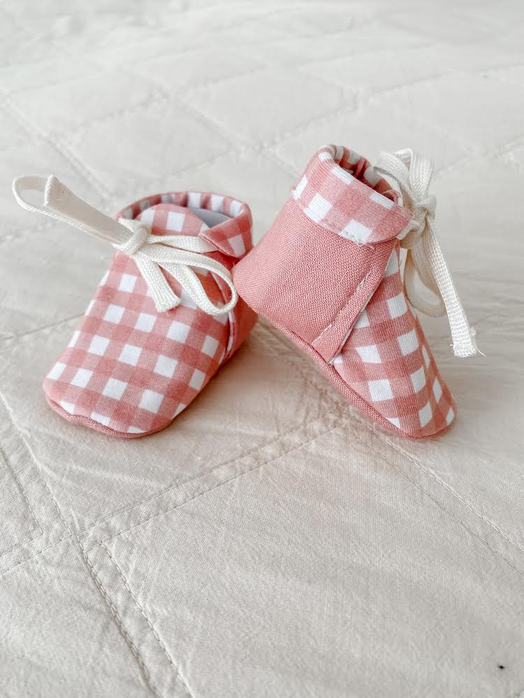 Snuggly Jacks Booties - Pink Gingham Jersey
