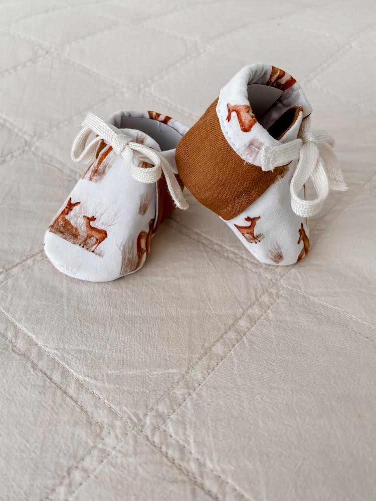 Snuggly Jacks Booties - Fawn Jersey Booties