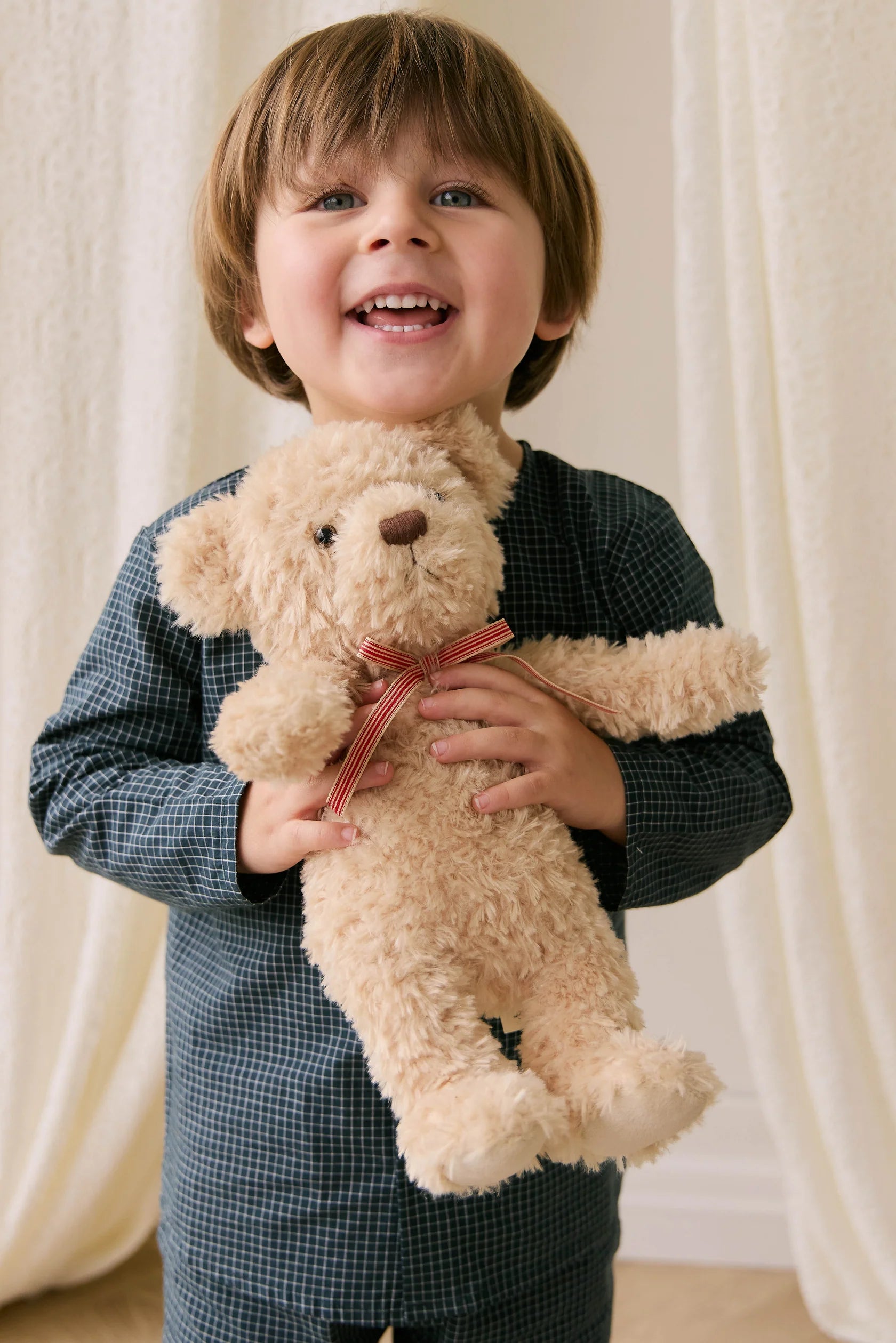 Snuggle Bunnies - Arthur The Bear Red Stripe Bow