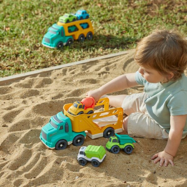 Jiggle & Giggle BioPlastic Vehicle Carrier Set