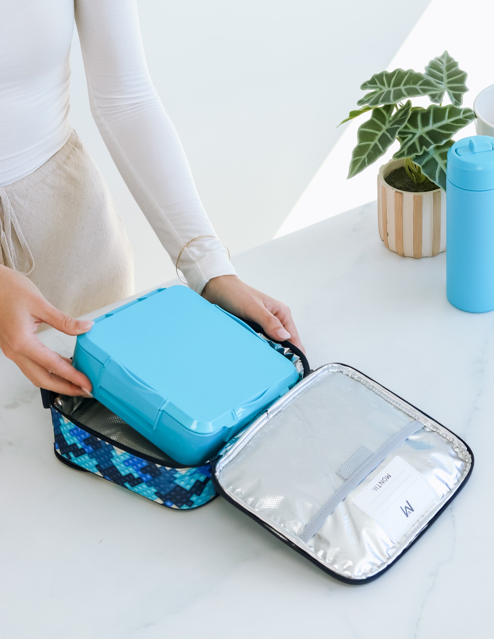 Montiico Medium Insulated Lunch - Block Land