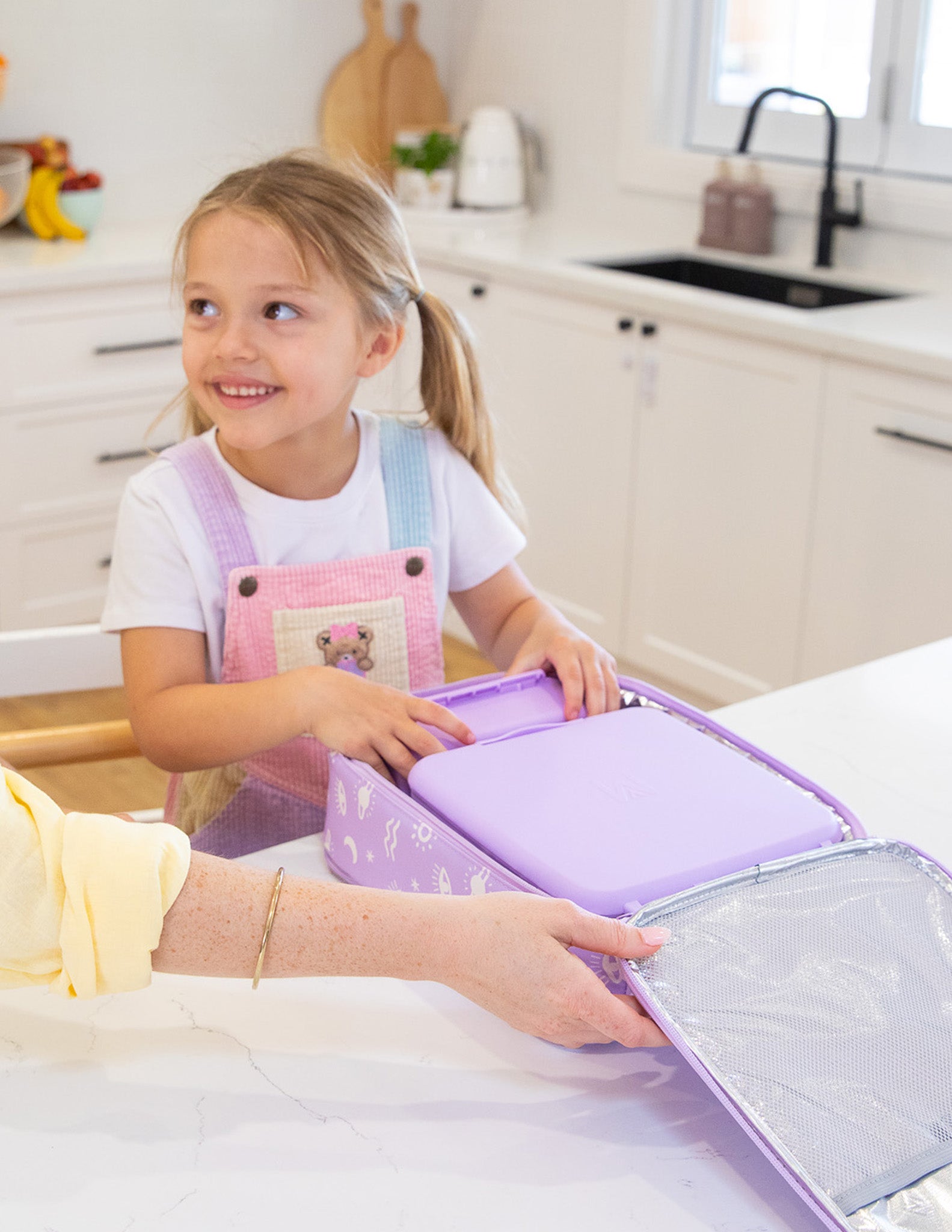 MontiiCo Large Inuslated Lunch Bag - Cosmic Bloom