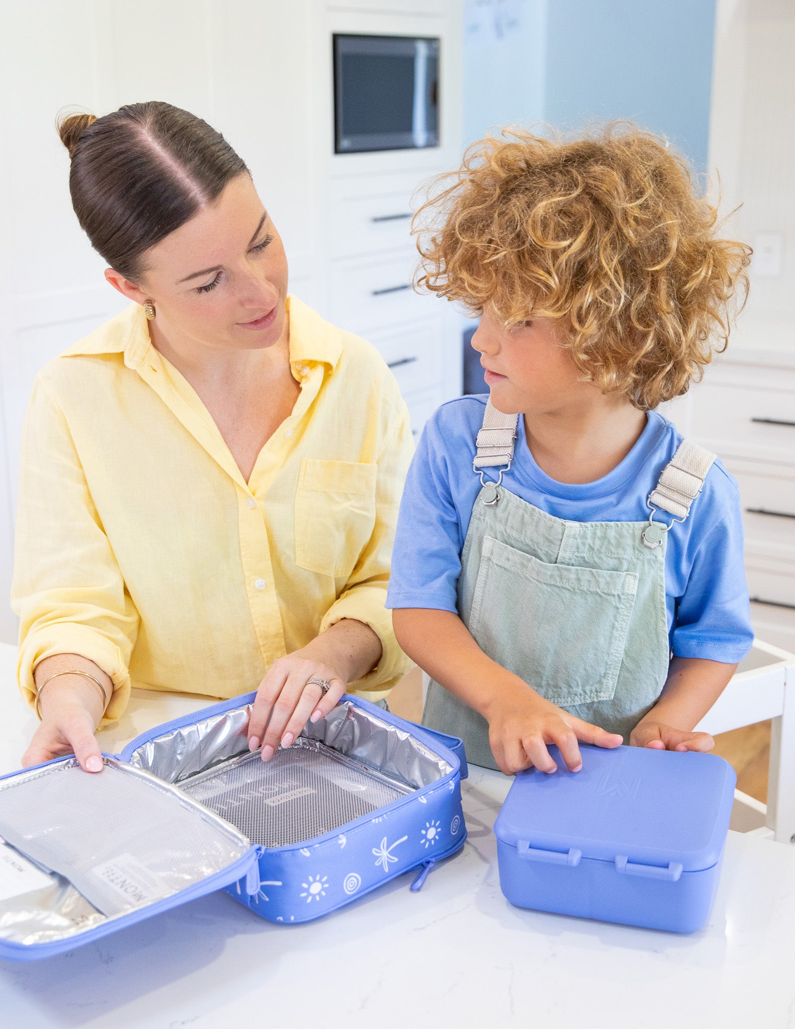 MontiiCo Medium Insulated Lunch Bag - Tide Break