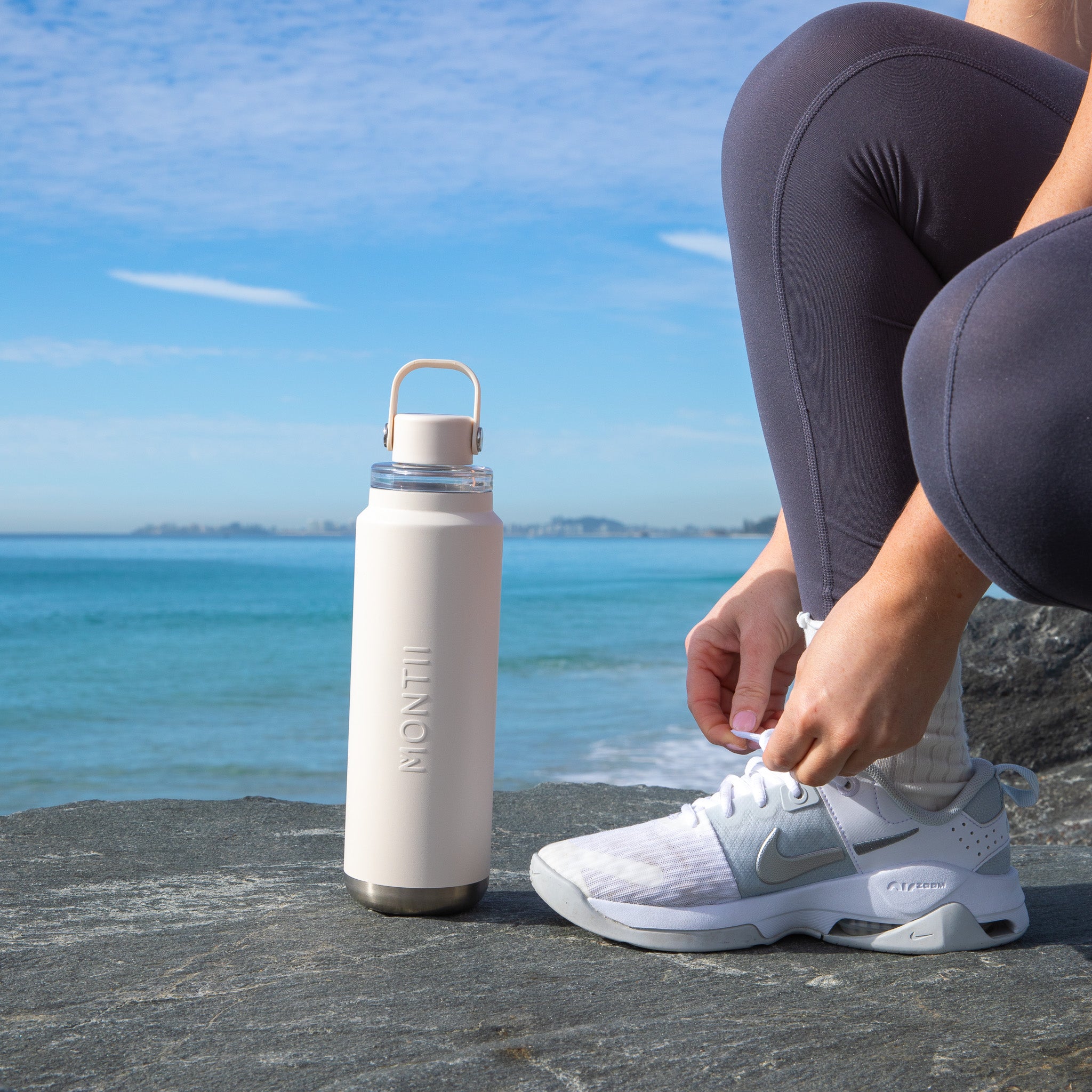 MontiiCo Quench Drink Bottle 700ml - Cream