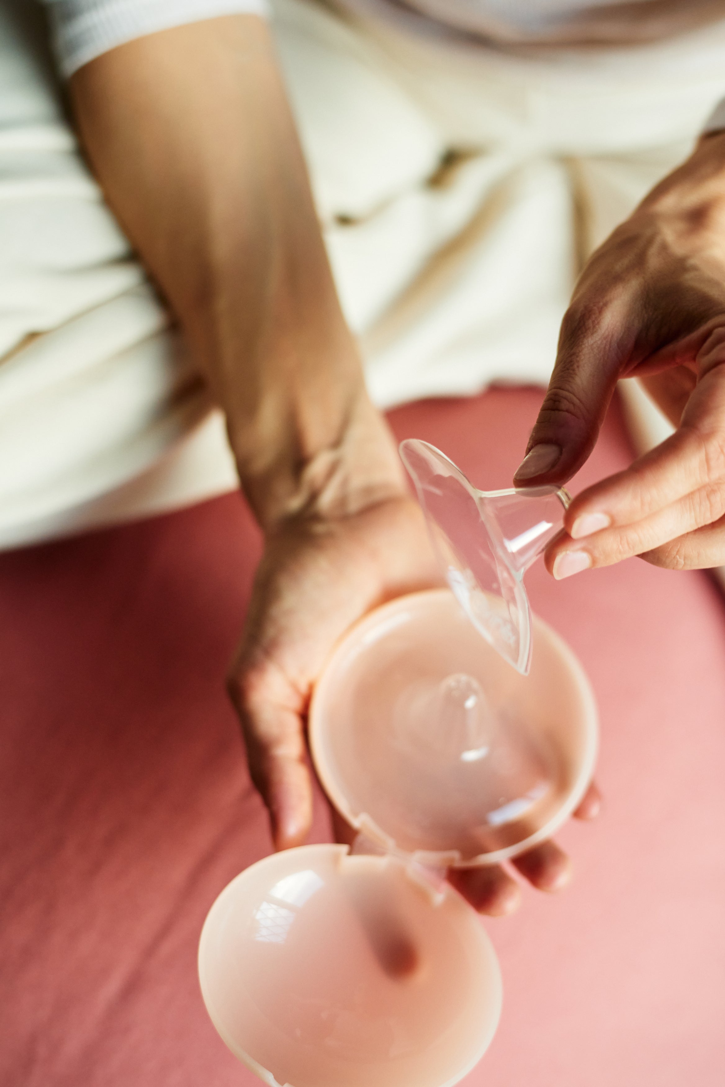 Suavinex Silicone Nipple Shields With Storage Box