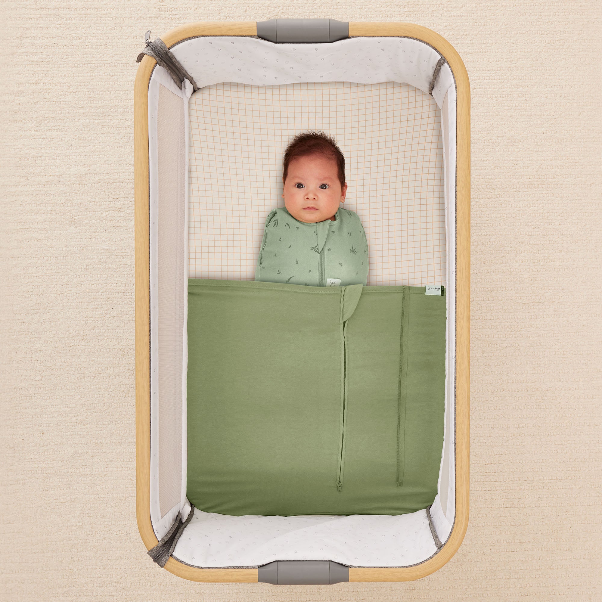 Ergopouch Hugme Blanket - Bedside Sleeper