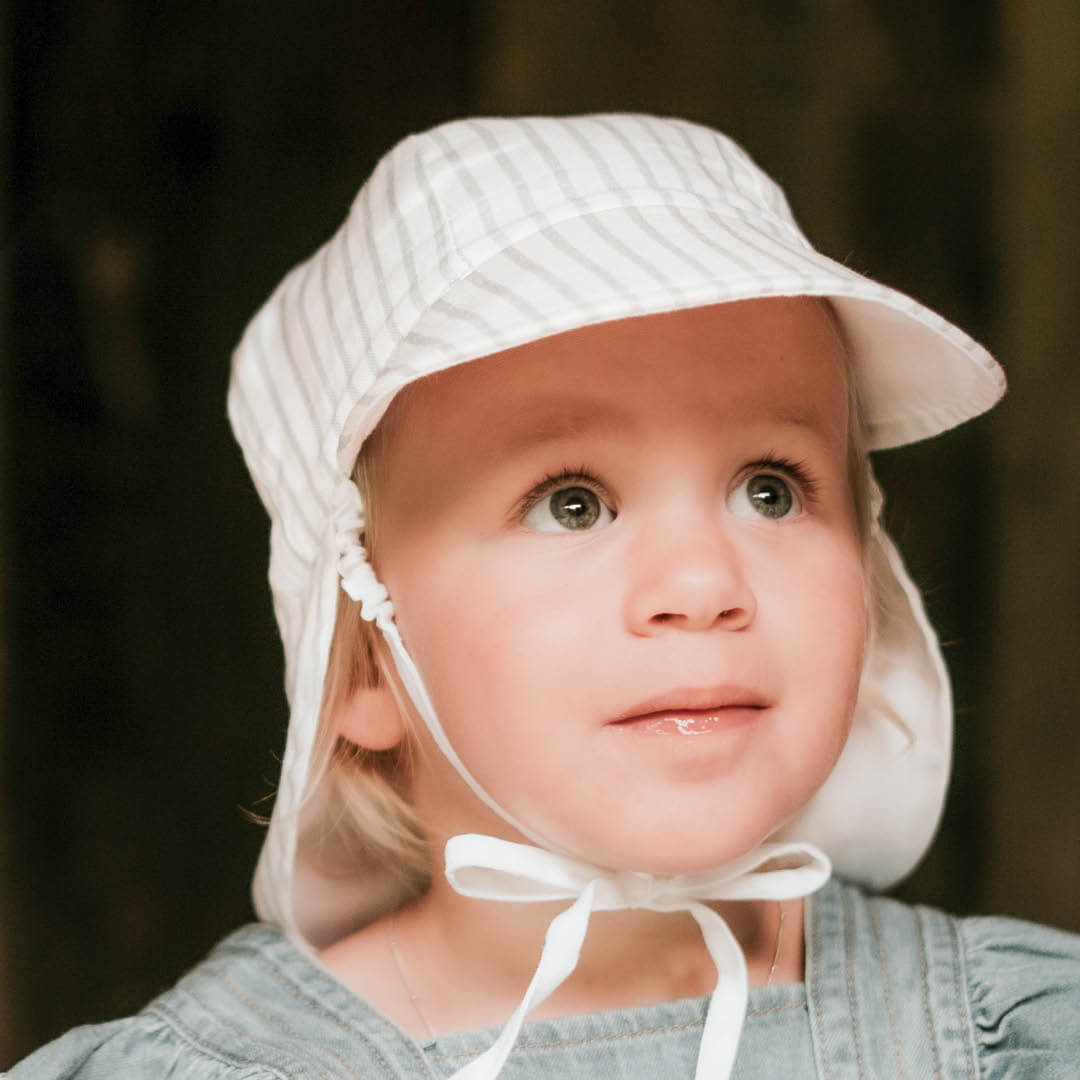 Bedhead Heritage Baby Reversible Flap Sun Hat - Finley/blanc