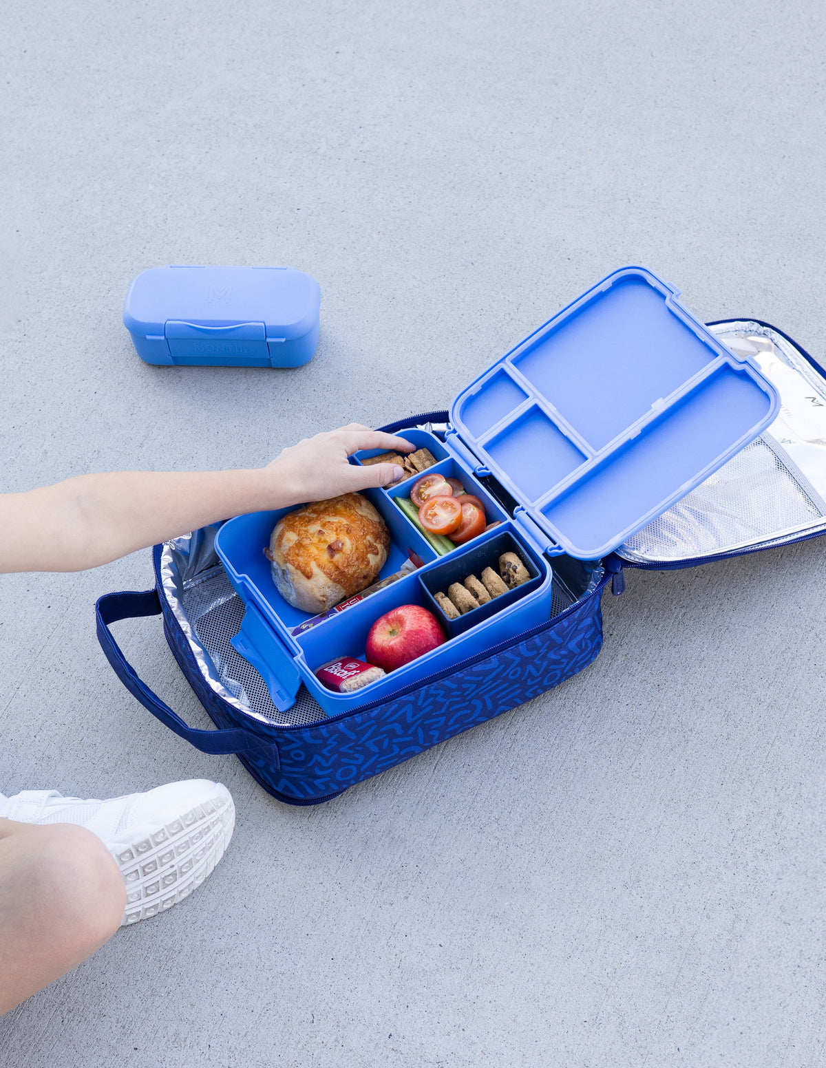 MontiiCo Insulated Large Lunch Bag Shapeshifter