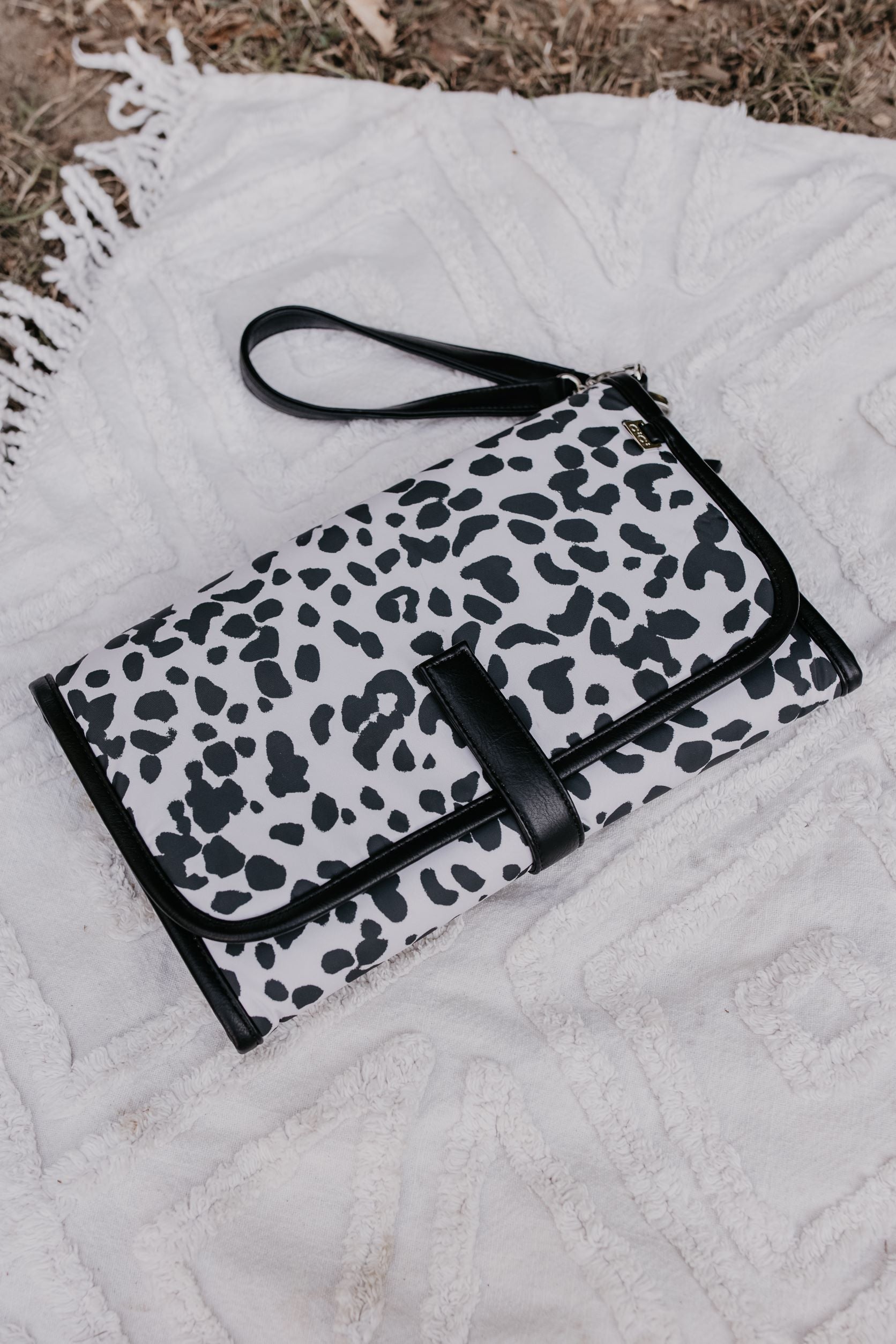 Oioi Change Mat Clutch