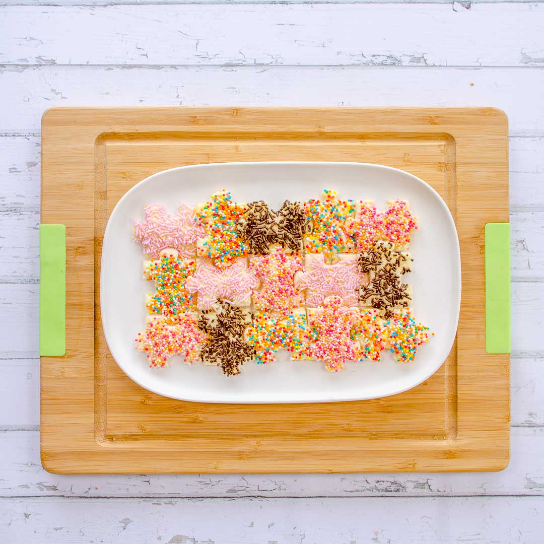 Lunch Punch Pairs Sandwich Cutters