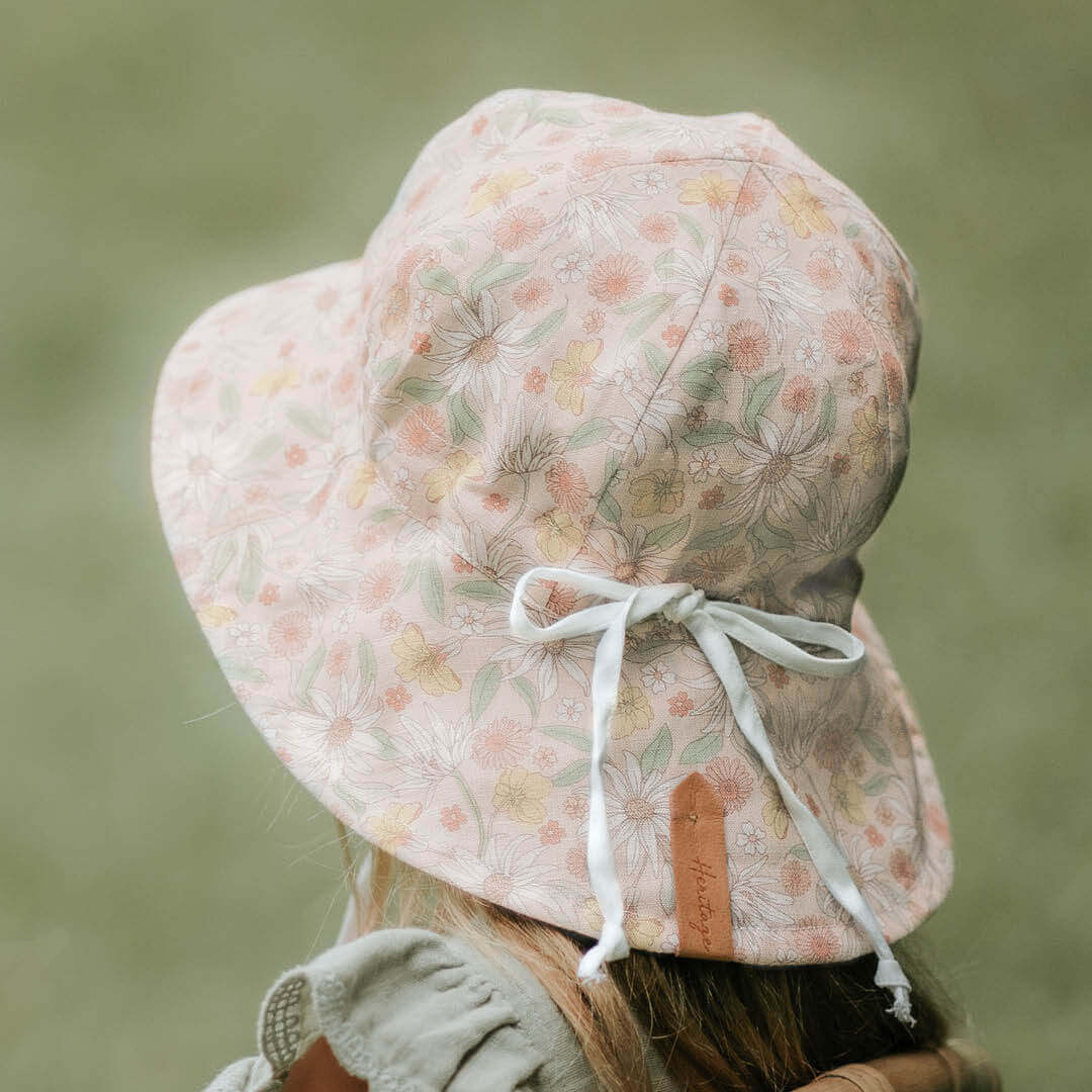 Bedhead Heritage Girls Reversible Panelled Bucket Sun Hat - Wildflower/blanc