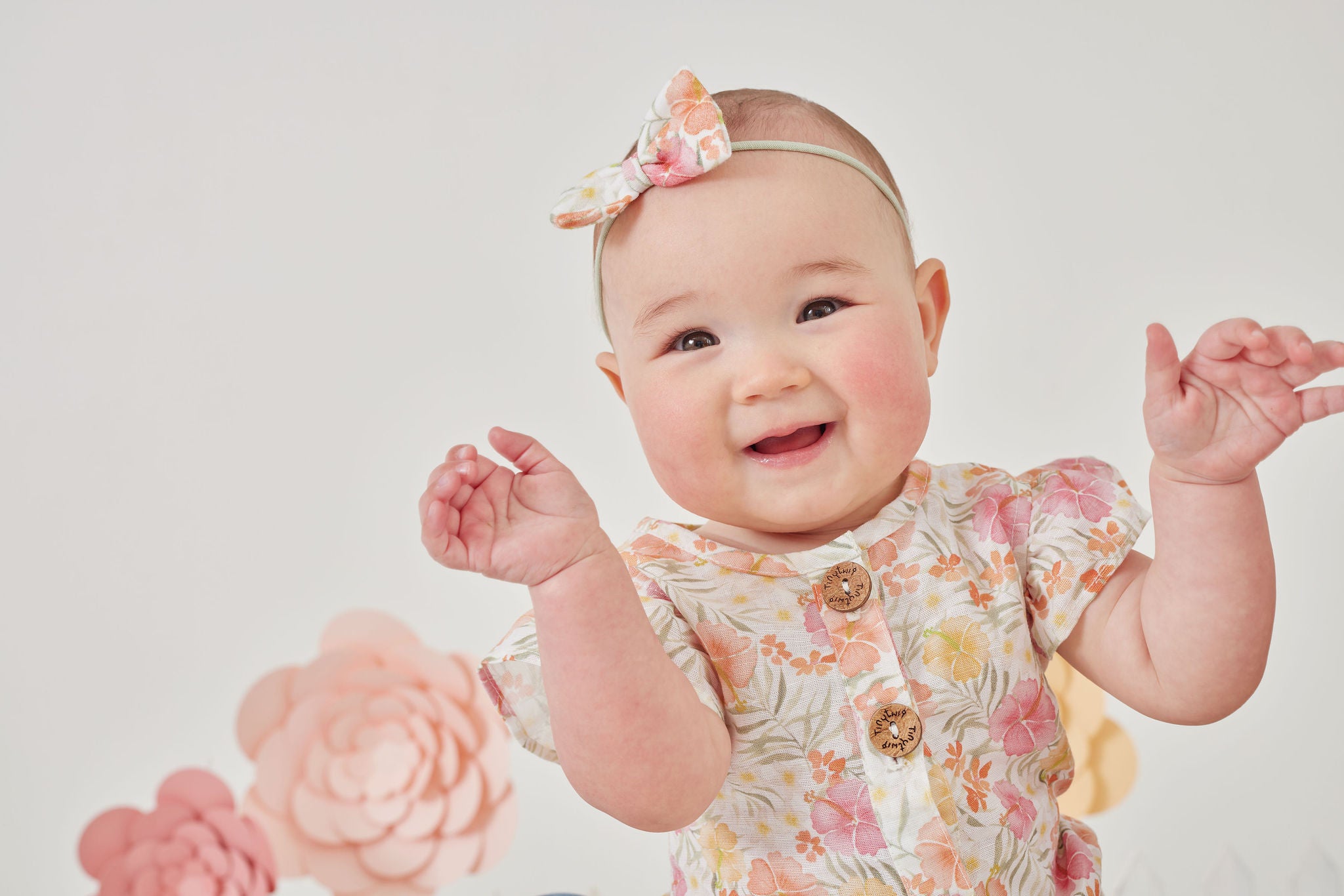 Tiny Twig Hair Bow Band - Hibiscus