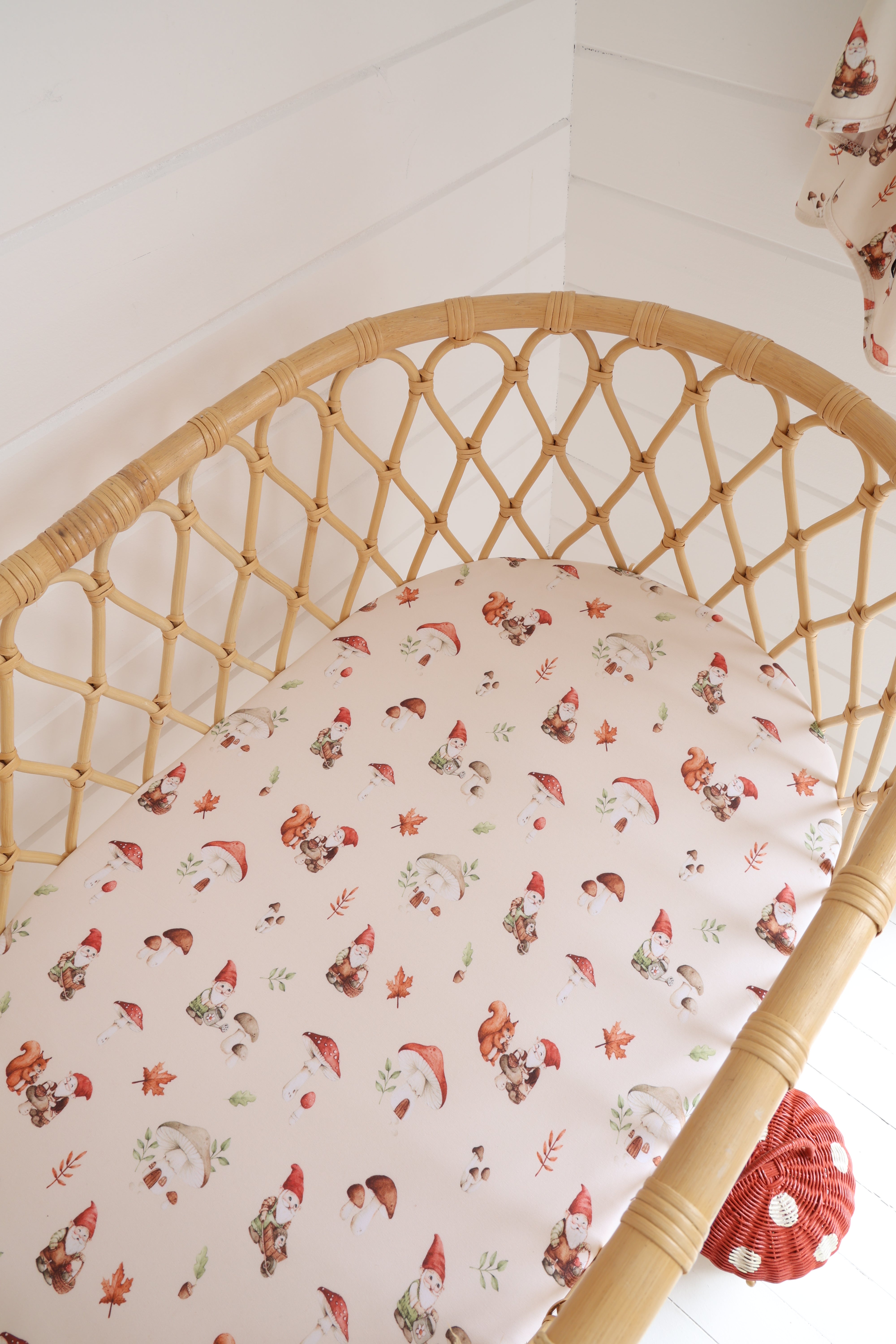 Snuggle Hunny Organic Bassinet Sheet/Change Pad Cover Gnomes