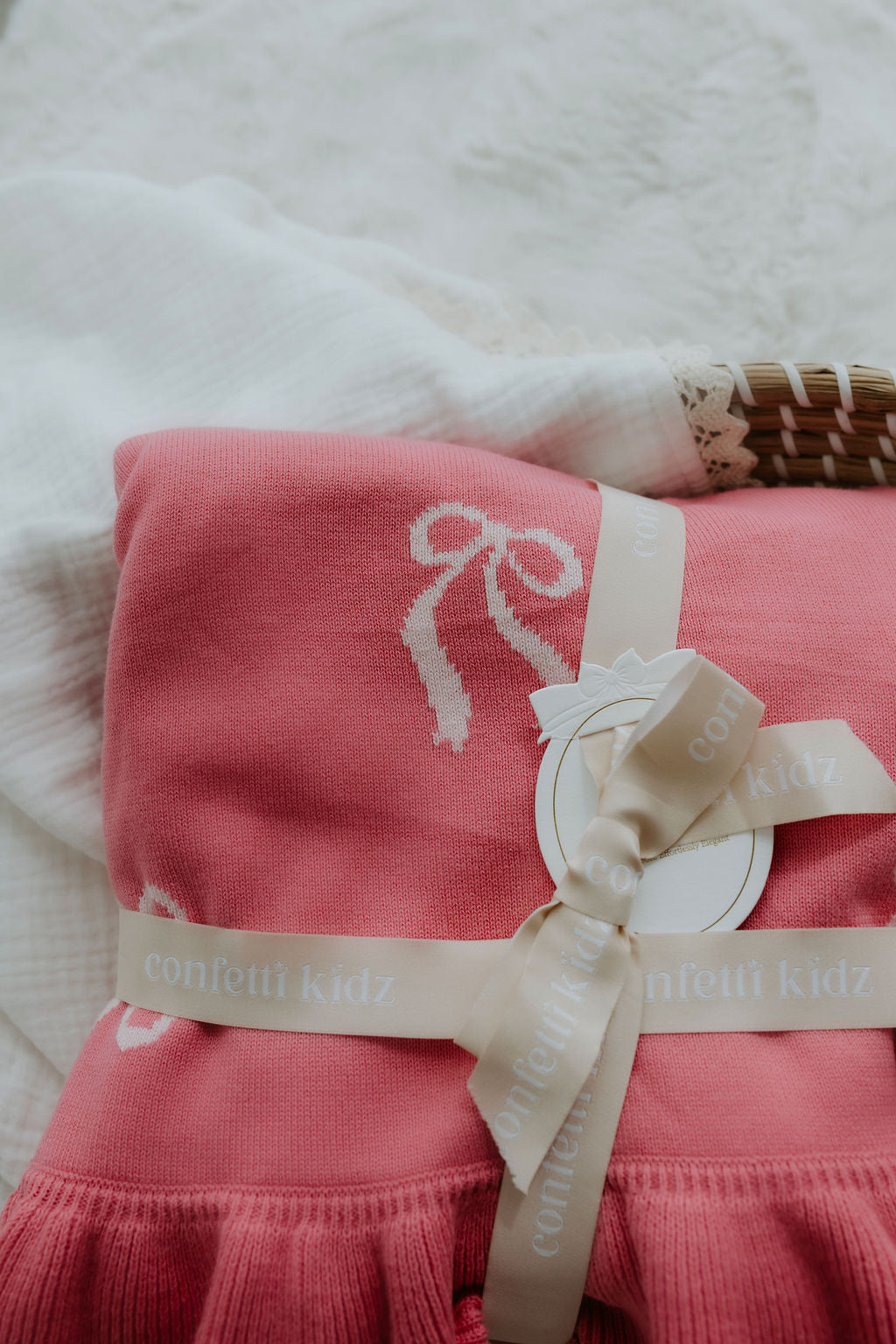Confetti Kidz Reversible Knit Blanket Pink Bows