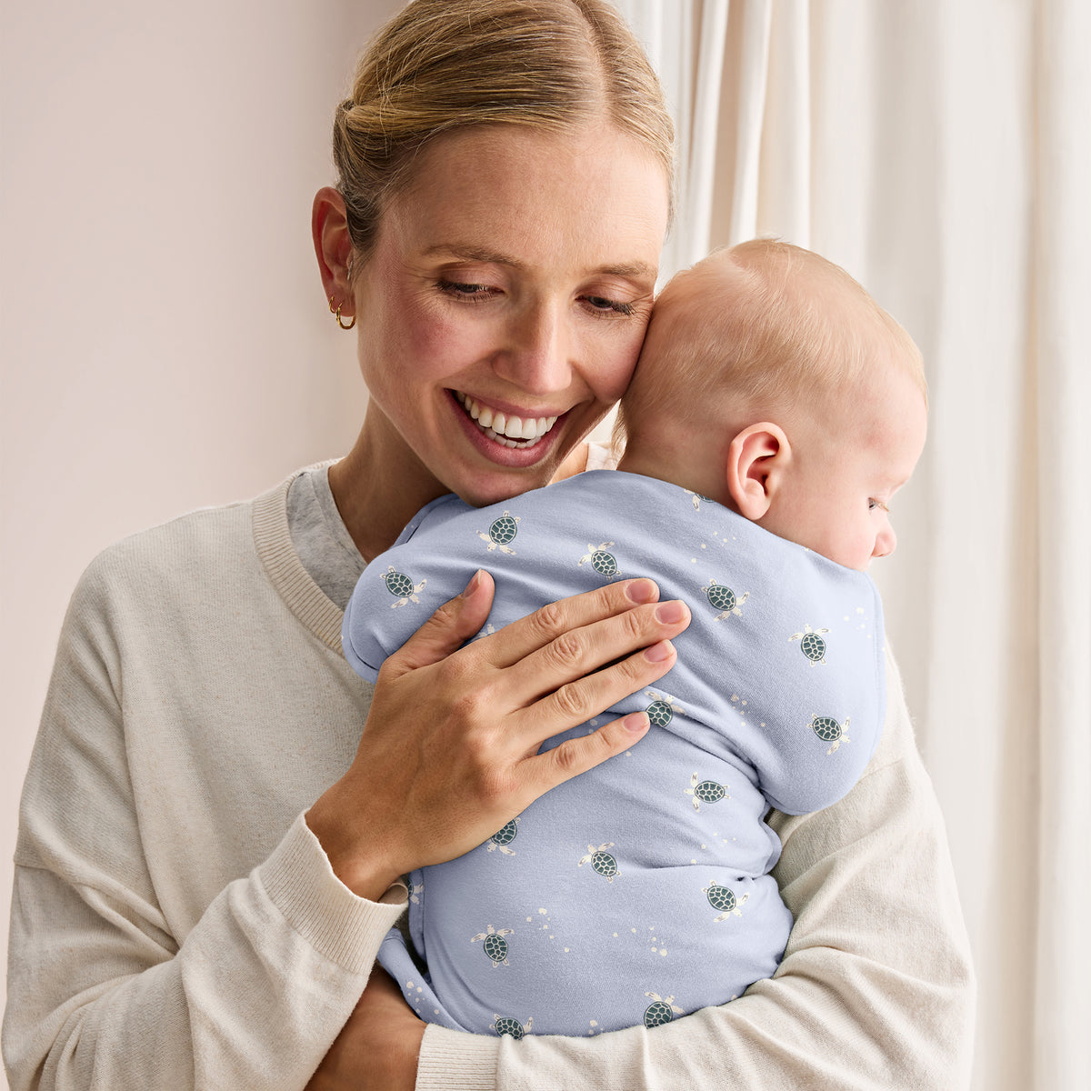 Love to Dream Swaddle Up 1.0 tog Cotton Mist Blue Turtally