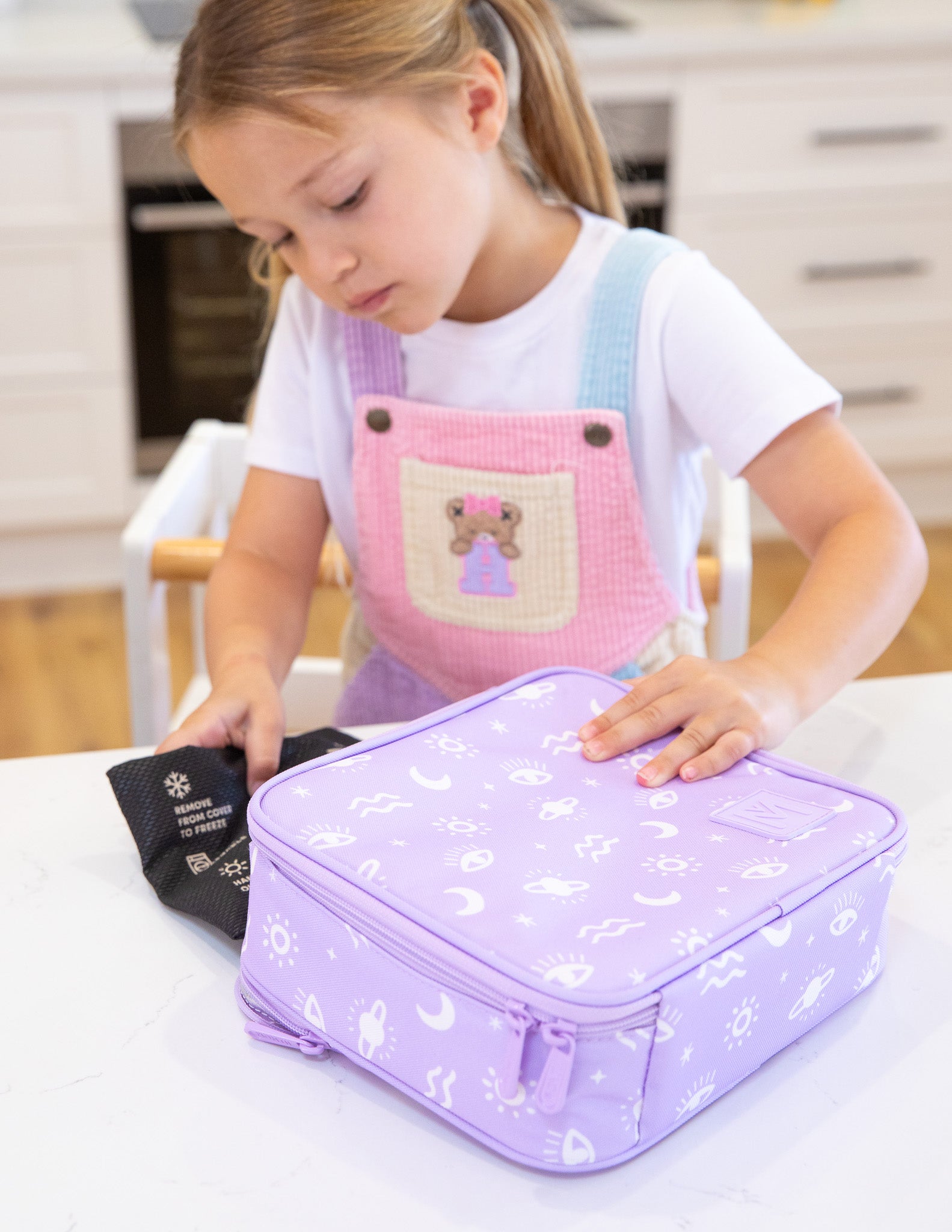 MontiiCo Medium Insulated Lunch Bag - Cosmic Bloom