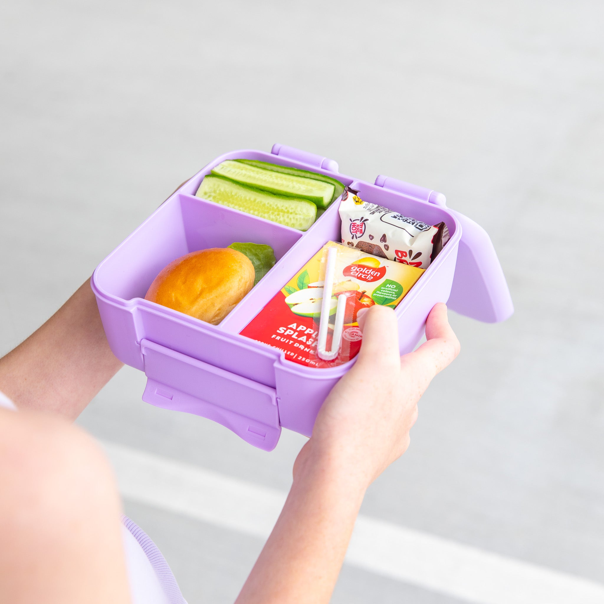 MontiiCo Bite Lunch Box - Lilac