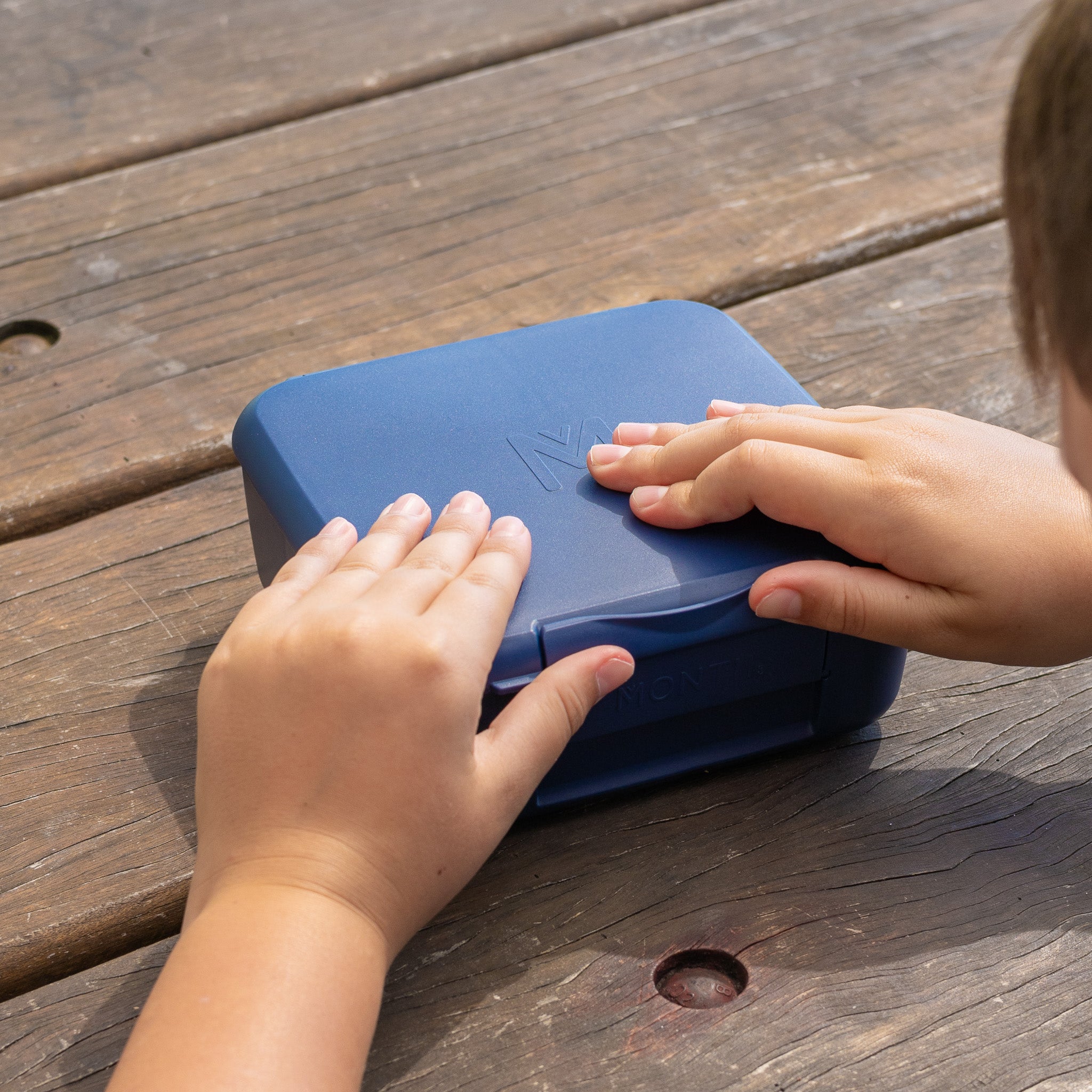 MontiiCo Bite Lunch Box Navy