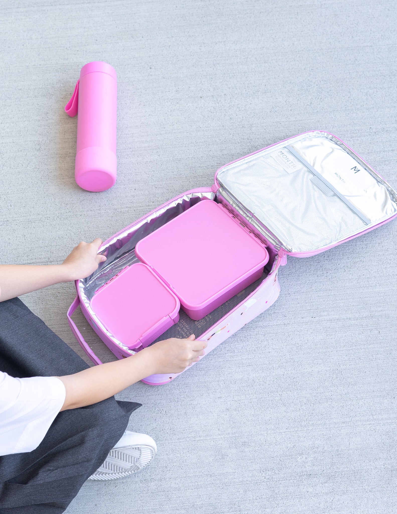 MontiiCo Large Insulated Lunch Bag Twirl