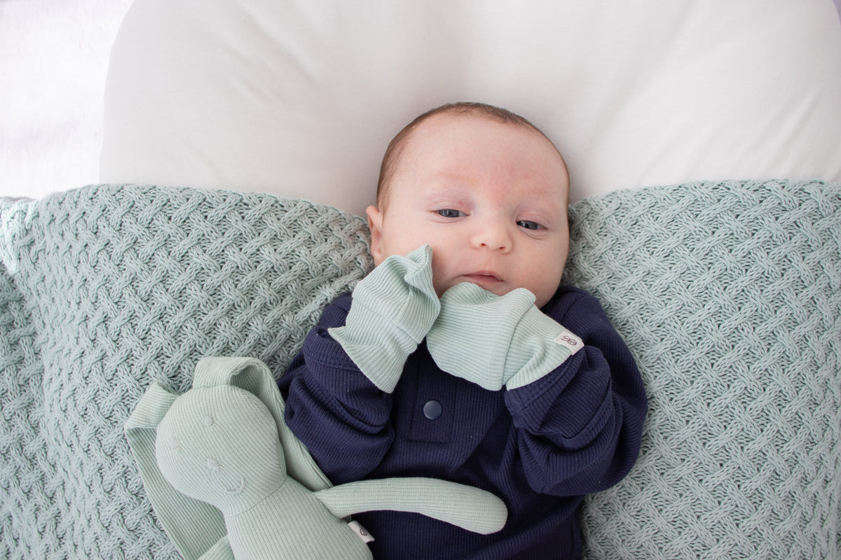 Snuggle Hunny Sage Organic Cotton Rib Mittens