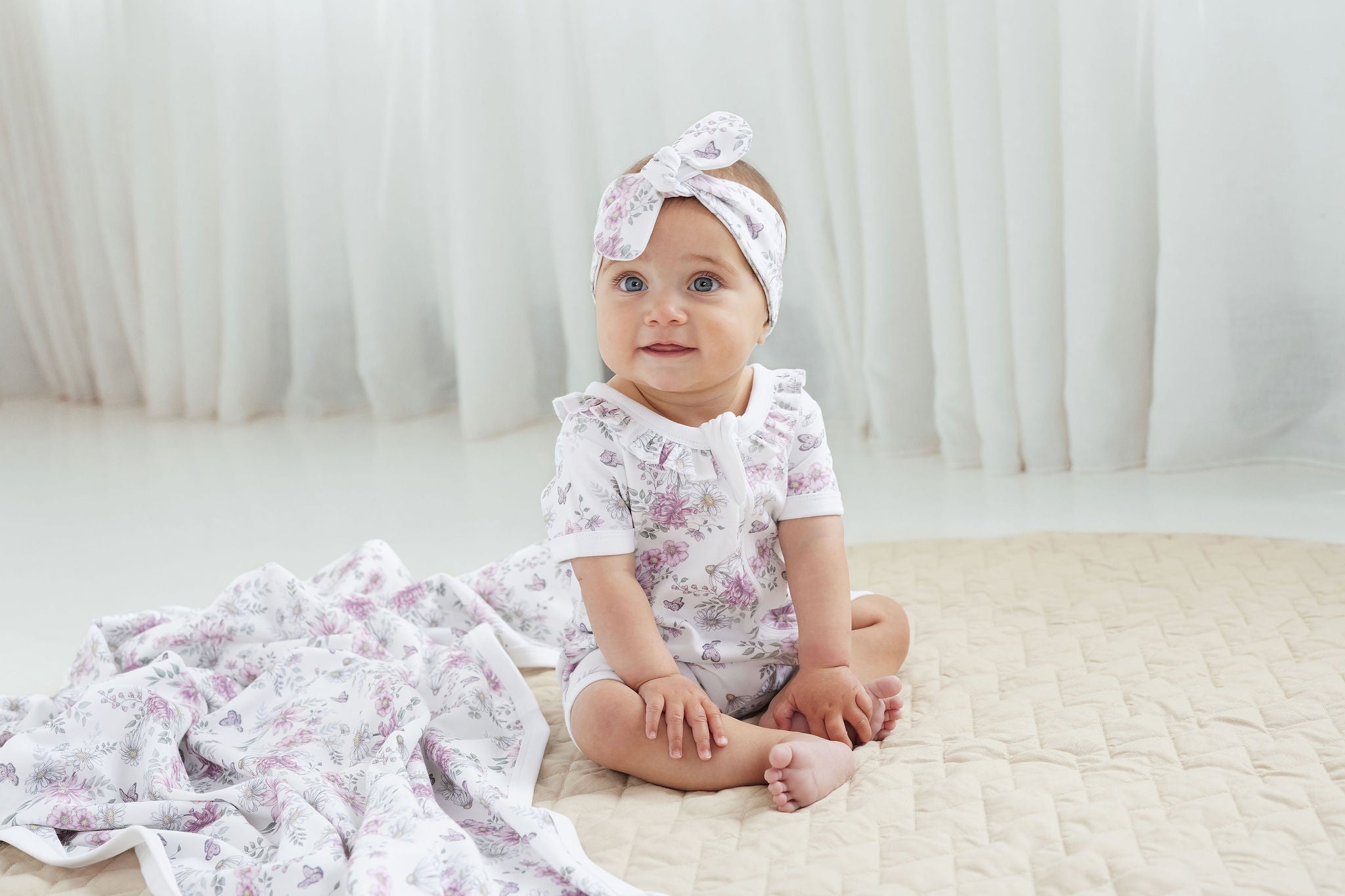 Aster & Oak Daisy Floral Baby Wrap