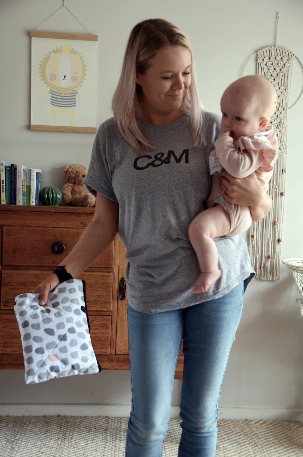 Play Pouch Bebe Pouch Panda